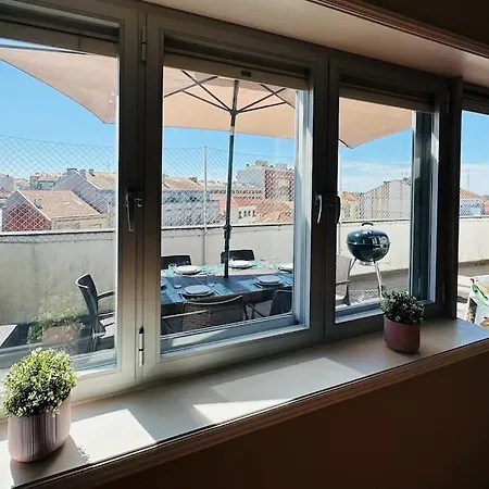 Renovado Com Ac, 2 Wc Completos, Terraco E Garagem Apartment Porto Exterior photo