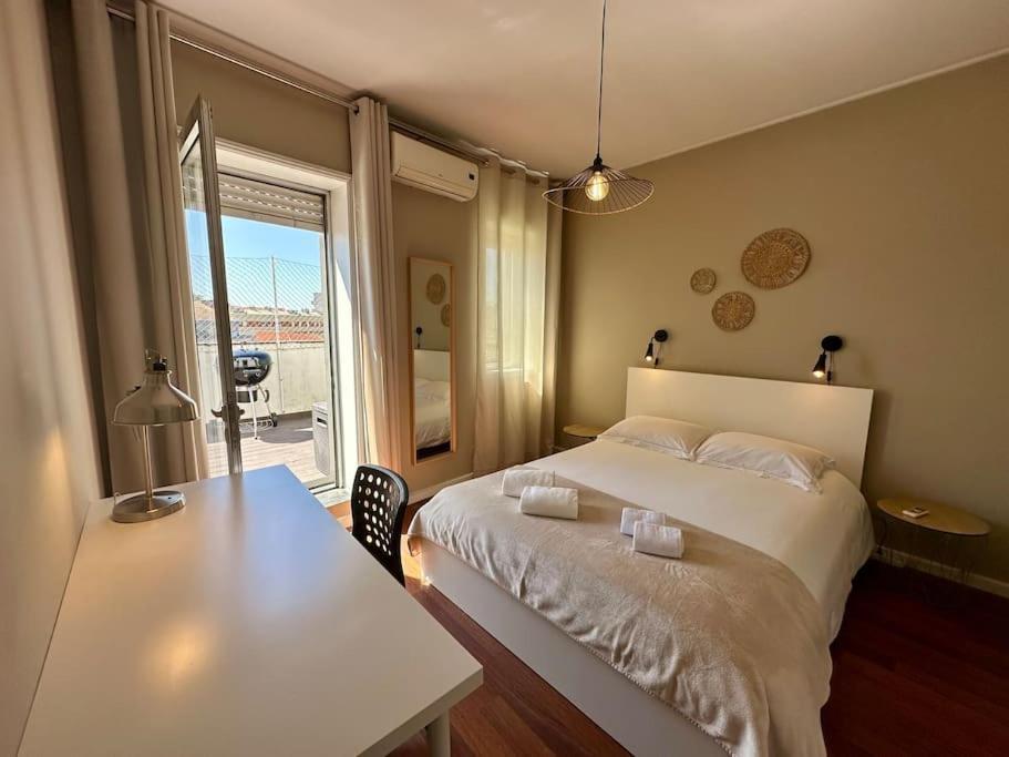 Apartment Renovado Com Ac, 2 Wc Completos, Terraco E Garagem Porto