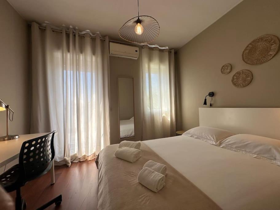 Renovado Com Ac, 2 Wc Completos, Terraco E Garagem Apartment