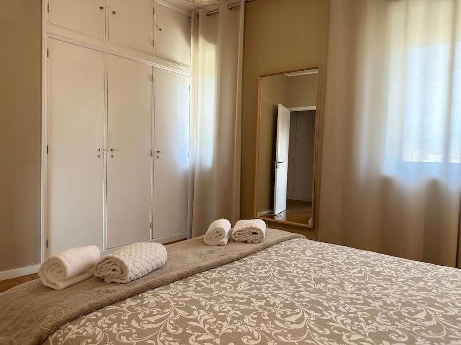 Apartment Renovado Com Ac, 2 Wc Completos, Terraco E Garagem *
