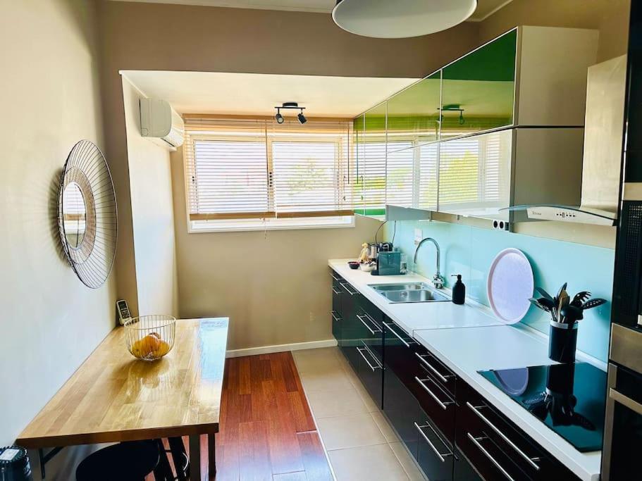 Renovado Com Ac, 2 Wc Completos, Terraco E Garagem Apartment Porto