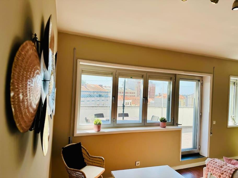 Renovado Com Ac, 2 Wc Completos, Terraco E Garagem Apartment