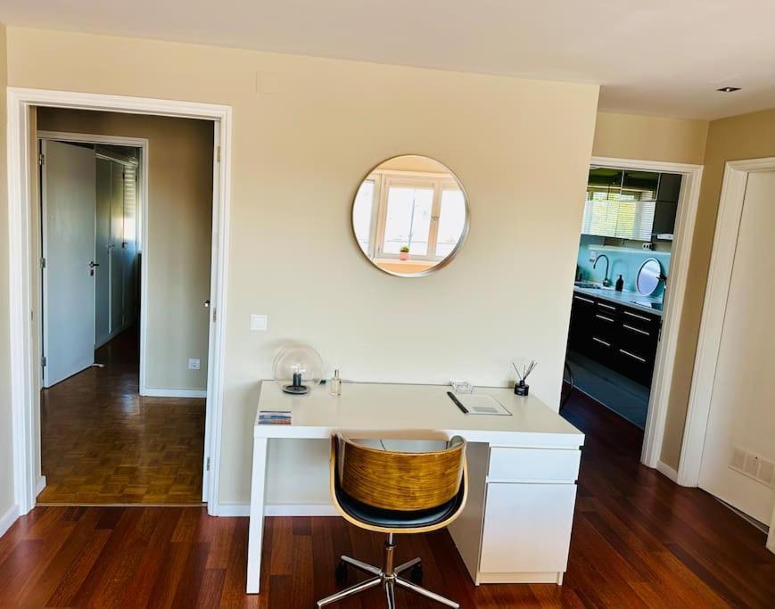 Apartment Renovado Com Ac, 2 Wc Completos, Terraco E Garagem Porto