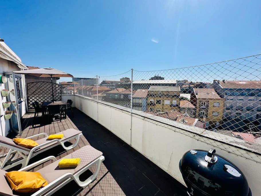 Renovado Com Ac, 2 Wc Completos, Terraco E Garagem Apartment