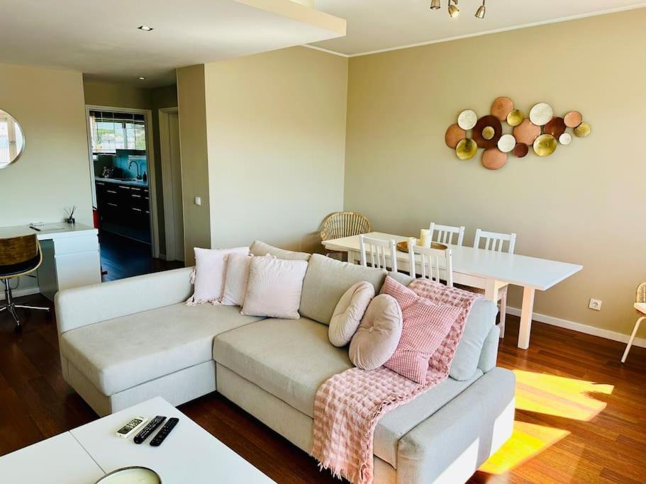 Apartment Renovado Com Ac, 2 Wc Completos, Terraco E Garagem Porto